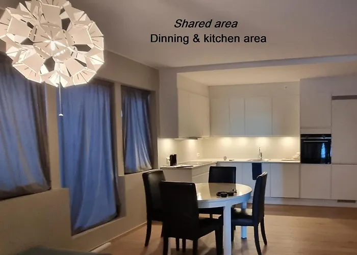8Sq Mts Room Seaside Lervig-Park